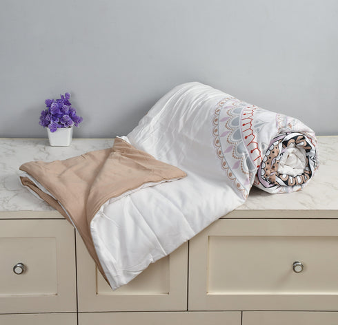 Fabia Comforter Set with King Size Bed Sheet & Pillow Covers by Florida